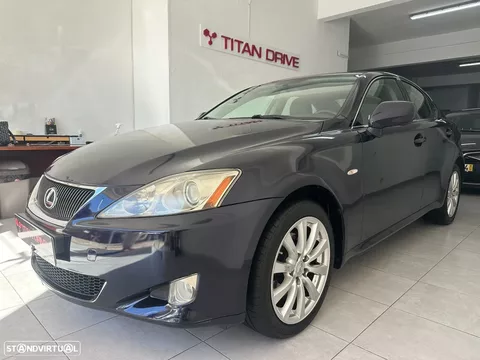Lexus IS 220 d Base L6