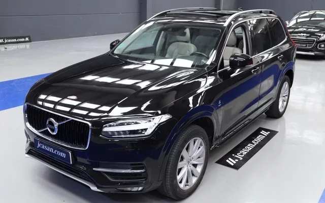 VOLVO XC90 XC90 D5 Momentum 7pl. AWD 235 Aut.