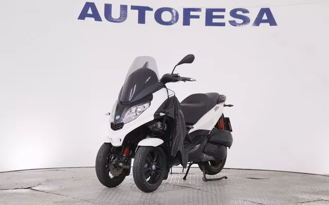 Piaggio MP3 300 MP3 300 HPE 26CV ABS