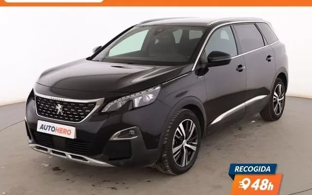 PEUGEOT 5008 1.2 PureTech GT Line
