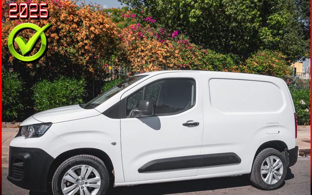 PEUGEOT PARTNER PREMIUM DIESEL 1.5 100HP! NAVI-CRUISE EURO6d 10.800 €