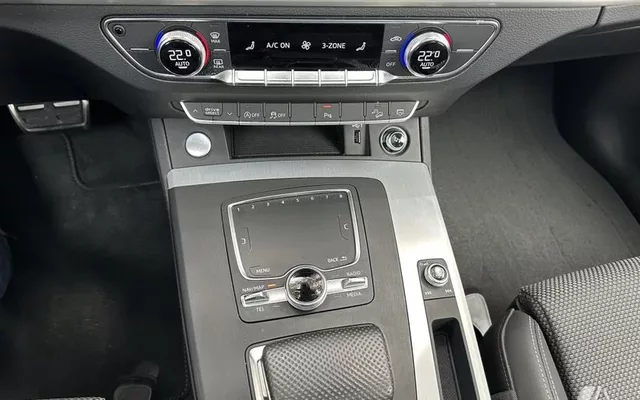 AUDI Q5 Q5 40 TDI S line quattro-ultra S tronic 140kW