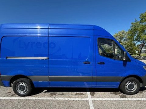 MERCEDES-BENZ Sprinter Furgón 214CDI Medio T.E. tD