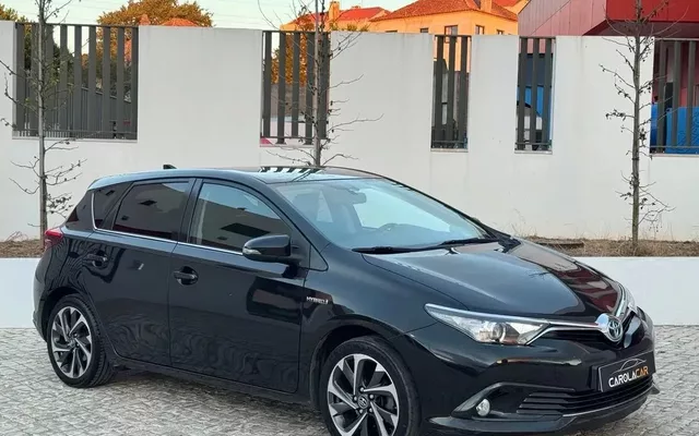 Toyota Auris 1.8 HSD Comfort+J17