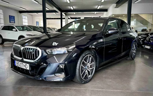 BMW - i5 - i5 eDrive40 Pack Desportivo M