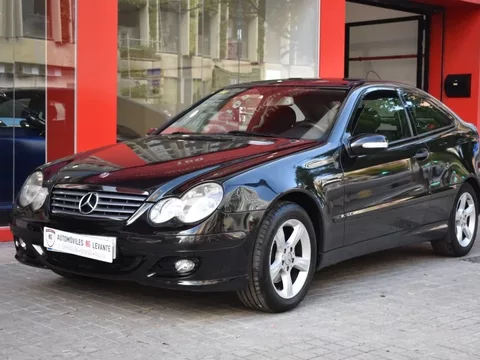 MERCEDES-BENZ Clase C MERCEDES-BENZ Clase C Pequeño Automático de 3 Puertas - 5990€ en Valencia