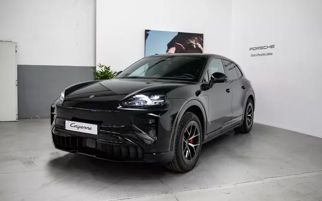 Porsche Cayenne Electric Turbo