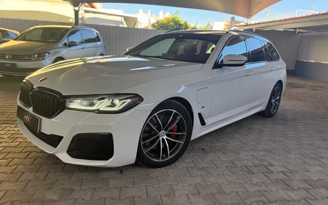 BMW 530 e Pack Desportivo M