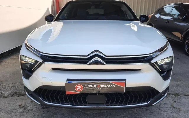 Citroën C5 X 1.6 Hybrid Shine e-EAT8