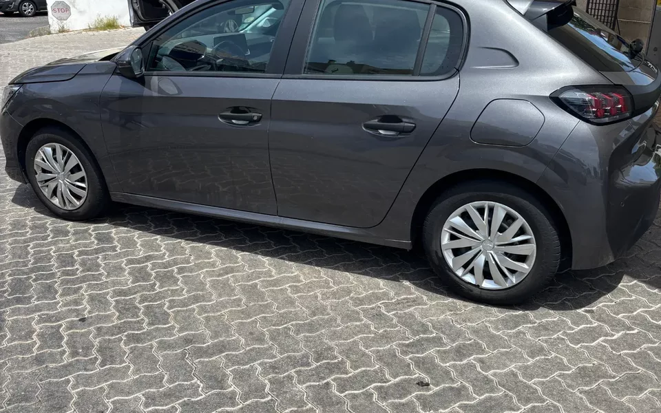 Peugeot 208 1.5 BlueHDi Active Business Pack