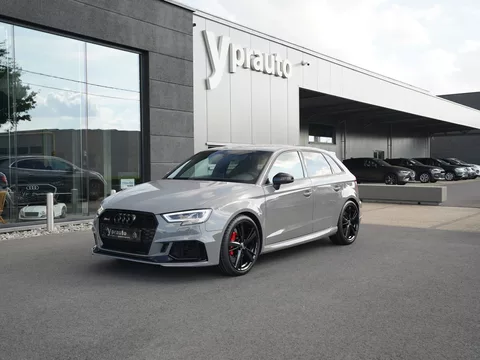 Audi RS 3 Sportback 400Pk DSG Schakelpeddels Nightpack 19″Alu LED Sportseats klimaatregeling RadioCD Soundsysteem Privacy Cruise control Virtual dashboard