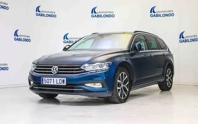 VOLKSWAGEN Passat Passat Variant 1.5 TSI ACT Executive DSG7 110kW