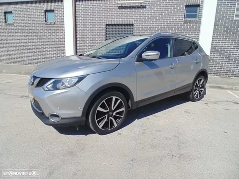 Nissan Qashqai 1.6 dCi Tekna Premium 18 360