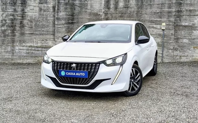 Peugeot 208 PureTech 100 EAT8 Allure