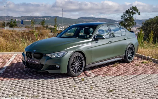 BMW 328 i Pack M