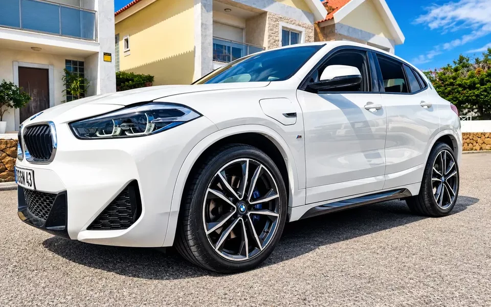 BMW X2