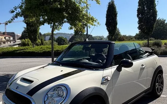 MINI Cabrio Cooper S