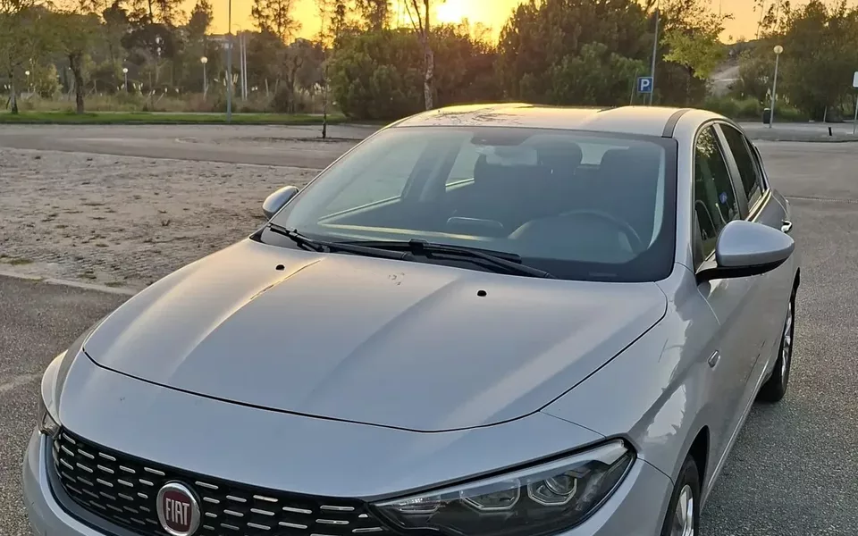 Fiat Tipo 1.3 M-Jet Lounge