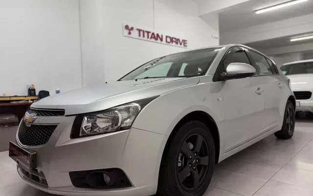 Chevrolet Cruze 1.6 LT