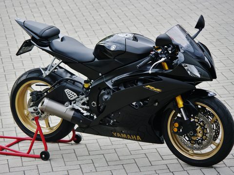 Yamaha YZF R6