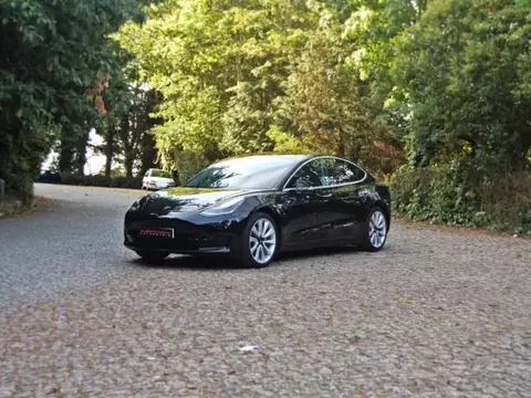 Tesla Model 3 2020 Standard RWD