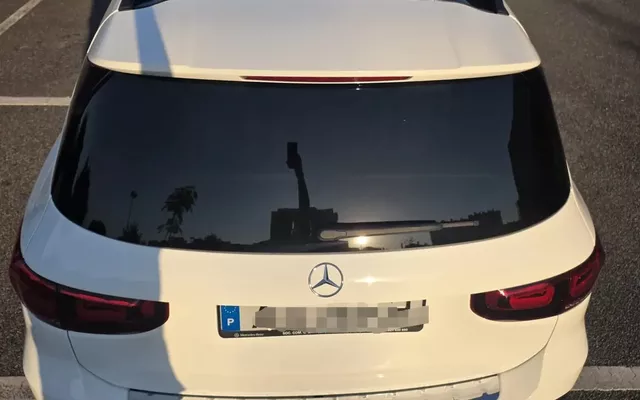 Mercedes-Benz GLB 180