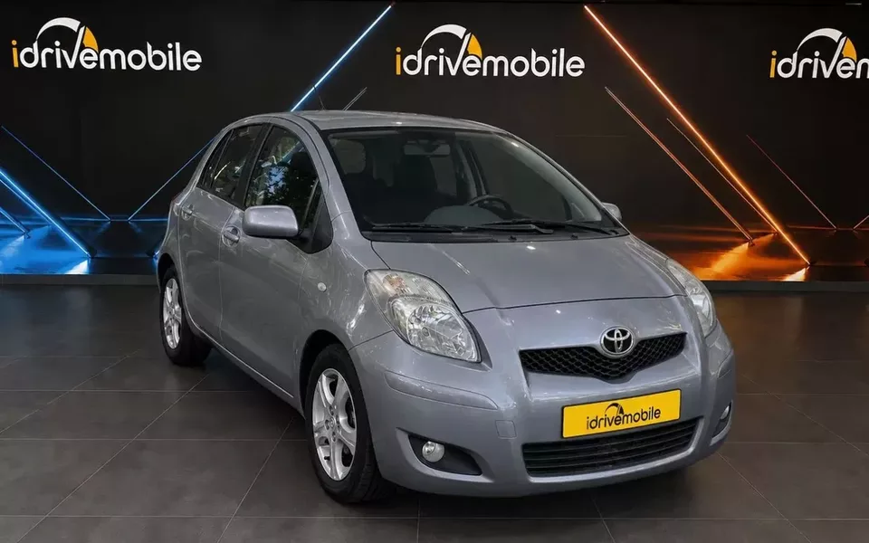 Toyota Yaris 1.4 D-4D Sol+AC+VSC