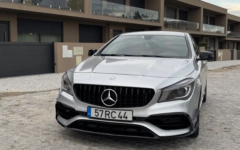 Mercedes-Benz CLA 180