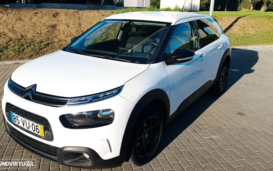 Citroën C4 Cactus 1.5 BlueHDi Shine Pack