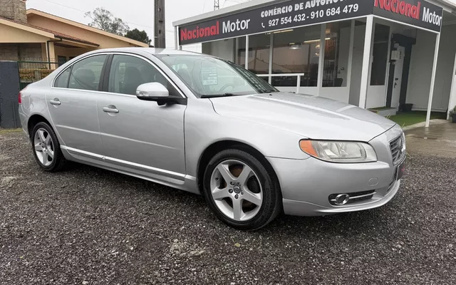 Volvo S80