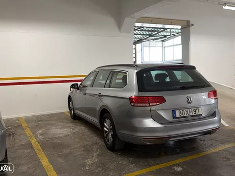 VW Passat Variant