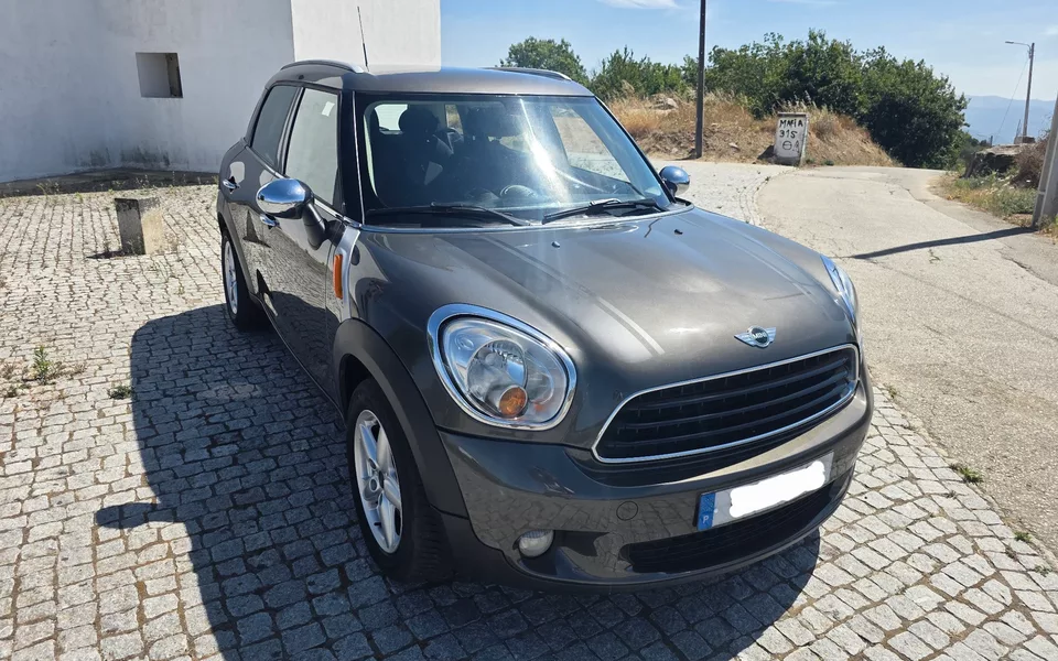 MINI Countryman One D