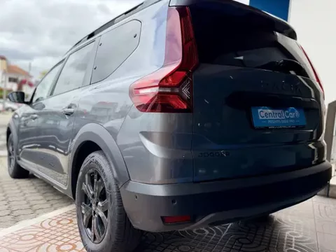 Dacia Jogger 2023 1.0 ECO-G SL Extreme + 7L Bi-Fuel 101Cv | GPS | CÂMARA | CARPLAY