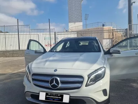 Mercedes-Benz GLA 220 d Urban