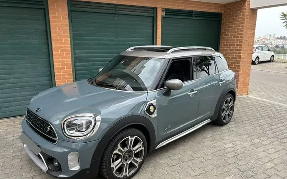 MINI Countryman Cooper SE ALL4 Yours Auto