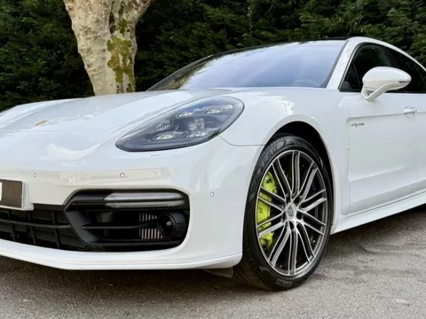 PORSCHE Panamera Panamera 4 e-Hybrid Executive