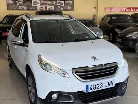 PEUGEOT 2008 2008 1.2 PureTech S&S Style 110