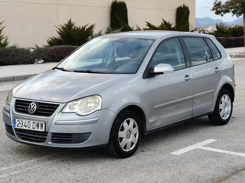 VOLKSWAGEN Polo Polo 1.4TDI Match - 2500€ en Granada