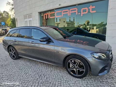 Mercedes-Benz E 300 de 4Matic 9G-TRONIC AMG Line