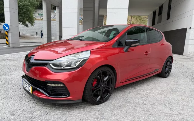 Renault Clio 1.6 T RS EDC