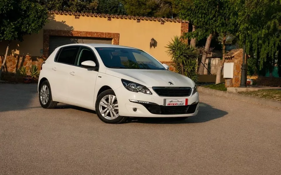 PEUGEOT 308 308 1.2 PureTech S&S Allure 110