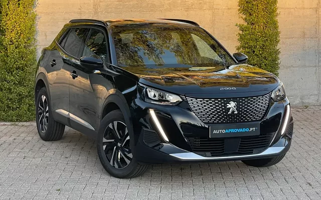 Peugeot 2008 1.2 PureTech Allure Pack