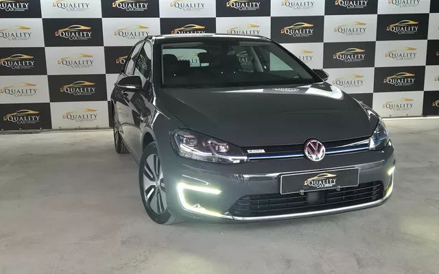 VW e-Golf Standard