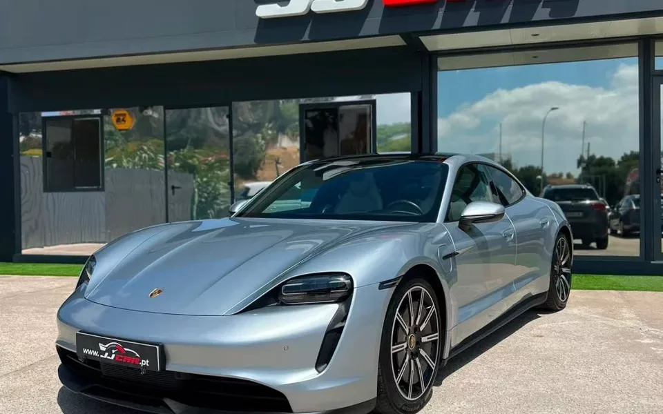Porsche Taycan Bateria Performance Plus