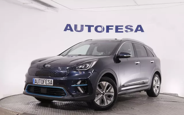 Kia E NIRO ELECTRICO EMOTION LONG RANGE AUTO 204CV 5P # TECHO ELEC,CUERO,NAVY