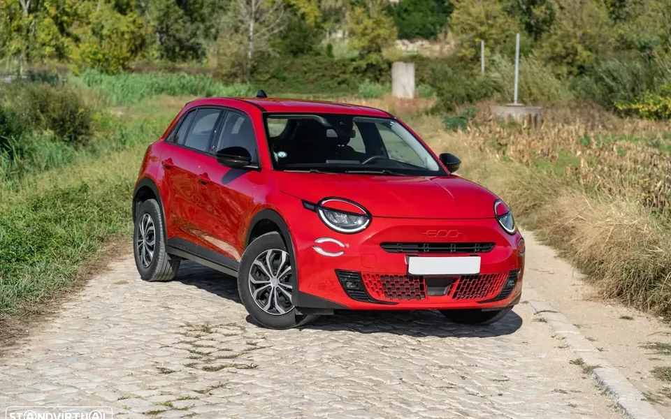 Fiat 600e 54 kWh (RED)
