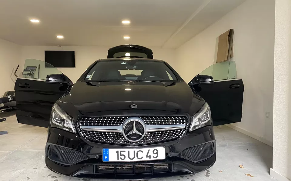 Mercedes-Benz CLA 180 d Shooting Brake AMG Line Aut.