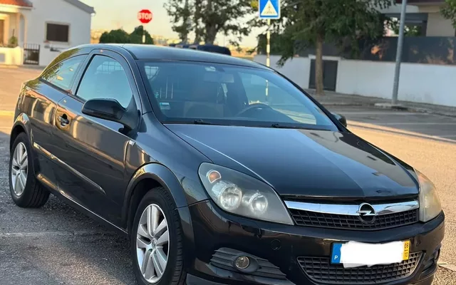 Opel Astra GTC 1.3 CDTi