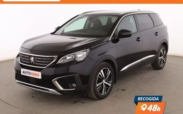 PEUGEOT 5008 1.5 Blue-HDi Allure