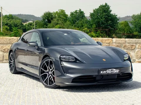 Porsche Taycan Sport Turismo 4S Black Edition